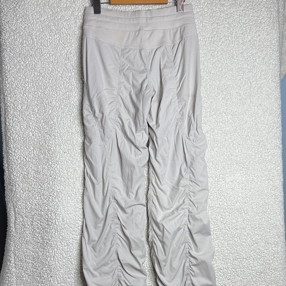 Lululemon Dance Studio Lined Pants Size 4 in Dune Off White - Like New - Picture 12 of 12